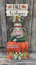 Load and play video in Gallery viewer, Scarecrow, fall wood decor, Thanksgiving porch decor, Primitive wood Scarecrow with pumpkin, Fall sign, Halloween, Pumpkin centerpiece
