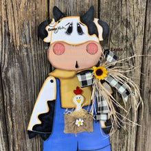 Load image into Gallery viewer, Farmhouse cow door hanger, Cow decoration, Wooden Cow sign, Cow door hanger, Farmhouse wall decor, Bovine decor, Farm Cow wreath attachment
