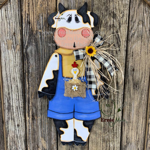 Farmhouse cow door hanger, Cow decoration, Wooden Cow sign, Cow door hanger, Farmhouse wall decor, Bovine decor, Farm Cow wreath attachment