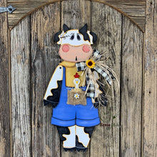 Load image into Gallery viewer, Farmhouse cow door hanger, Cow decoration, Wooden Cow sign, Cow door hanger, Farmhouse wall decor, Bovine decor, Farm Cow wreath attachment
