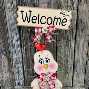 Farmhouse chicken decoration, Rooster decor, chicken decor, Farmhouse sign, wooden chicken, primitive chicken, kitchen rooster centerpiece,