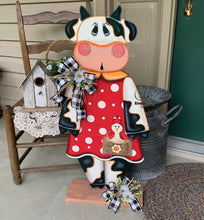 Load image into Gallery viewer, Farmhouse Cow decoration for entryway, Wooden Cow with stand, Country style cow and Chicken centerpiece, Cowgirl decor, Farm, Chicken decor
