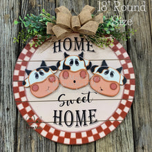 Load image into Gallery viewer, Front door hanger, Farmhouse cow door decor, Wood round, shiplap decor, Housewarming gift, Cow wreath, Cow decor, Farm door sign with cows
