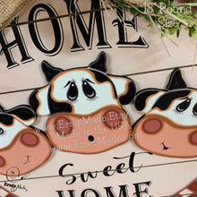 Load image into Gallery viewer, Front door hanger, Farmhouse cow door decor, Wood round, shiplap decor, Housewarming gift, Cow wreath, Cow decor, Farm door sign with cows
